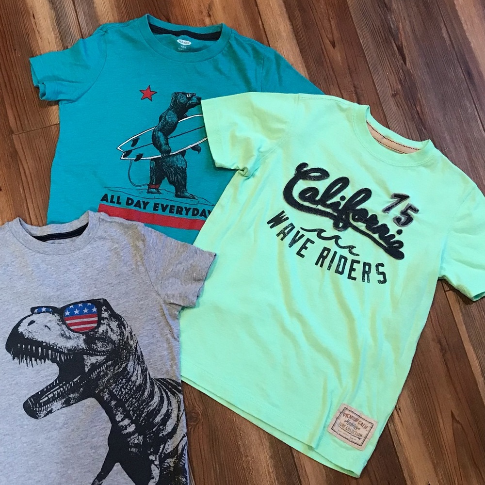 3 Boys Old Navy T-shirts size 6/7 Small